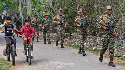 Pak intruder caught along international border in J&K’s Samba