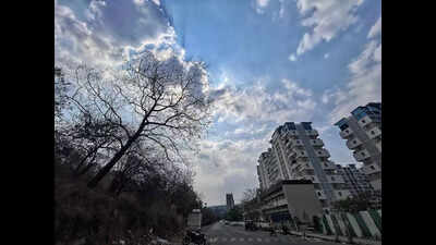Thunderstorm likely in parts of Maharashtra, no rain in sight for city yet