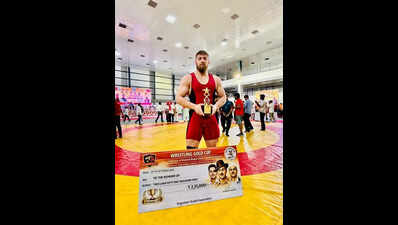 Iranian wrestler finds solace in Indian akharas