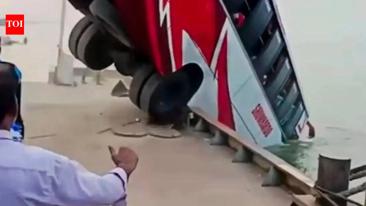 Video: Bus falls off ferry into Padma River in Bangladesh; 23 dead