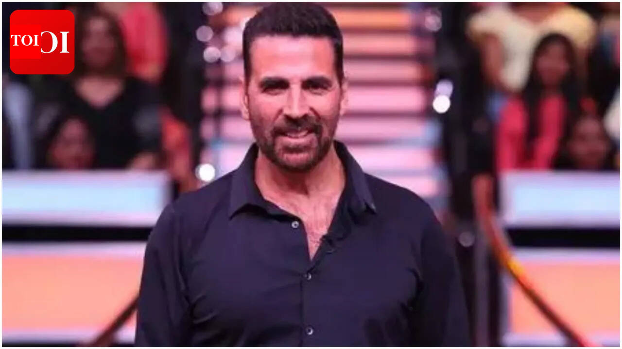 Akshay Kumar Opens Up About ‘Meri Zindagi Mein Bahut Hi Important Film’ Waqt With Amitabh Bachchan on Wheel Of Fortune