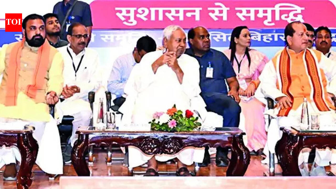 Nitish launches projects worth Rs1,866crore for Patna and Nalanda, wraps up yatra