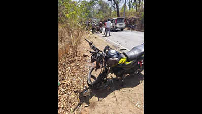 Man dies after van hits bike on potholed road