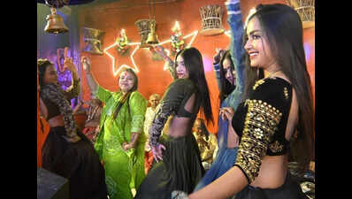 Shringar Mahotsav ends with dance & music by ‘nagar vadhus’