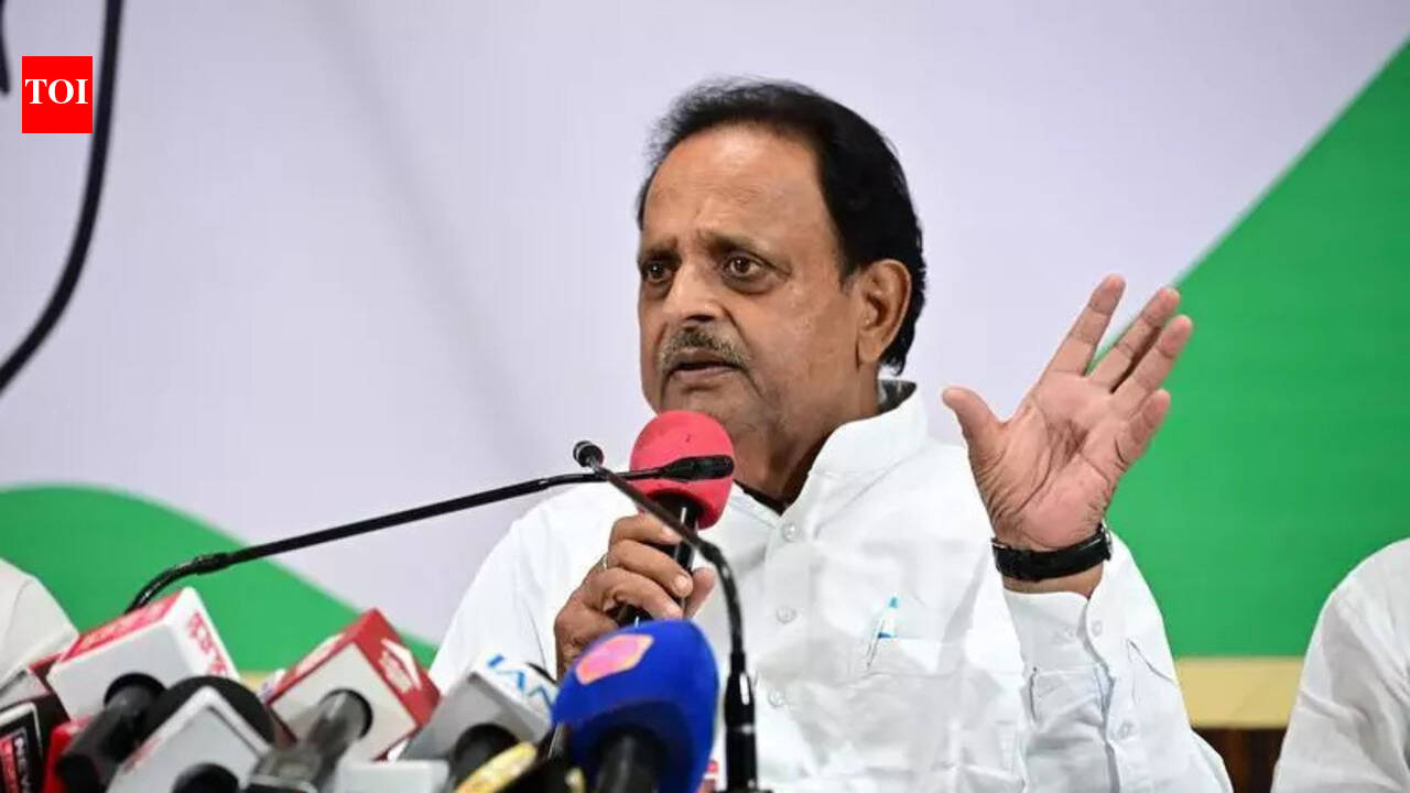 Healthcare ‘paralysis’, says former health min