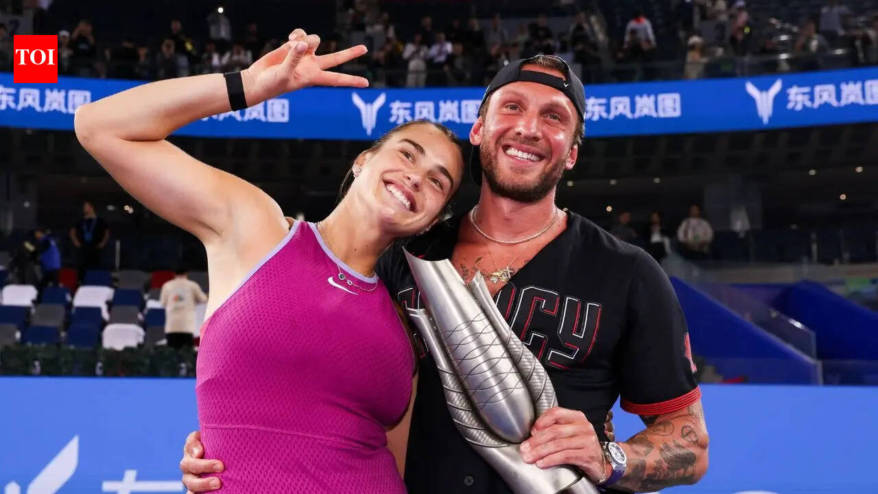 World No. 1 Aryna Sabalenka playfully calls out fiancé over extravagant 12-carat engagement ring surprise: 