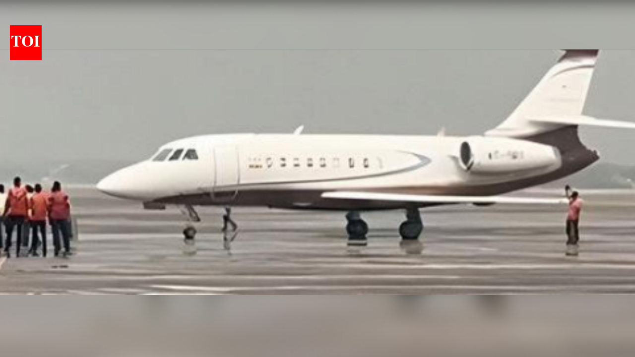 Wind effect: CM Mamata Banerjee's flight hovers above Kolkata airport for 70+ mins