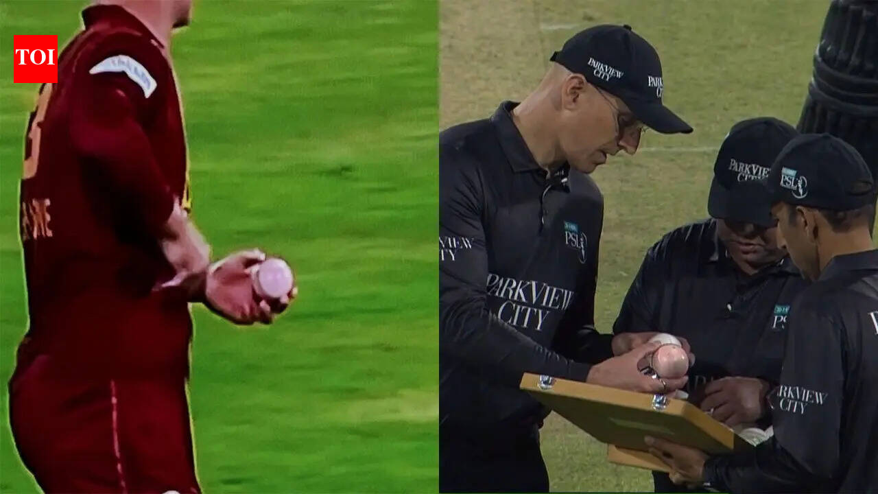 PSL 2026 opener sees ball turn pink, fans flood social media with memes - Watch