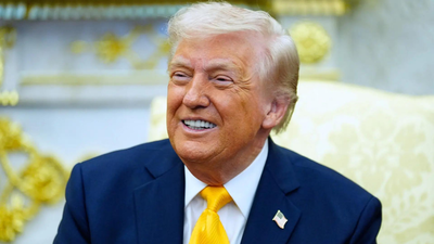  Donald Trump reveals Iran's 'big present' to US as Hormuz deadline delayed