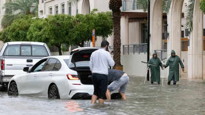 UAE rain commute: When does your travel time count as paid work hours in the emirates?