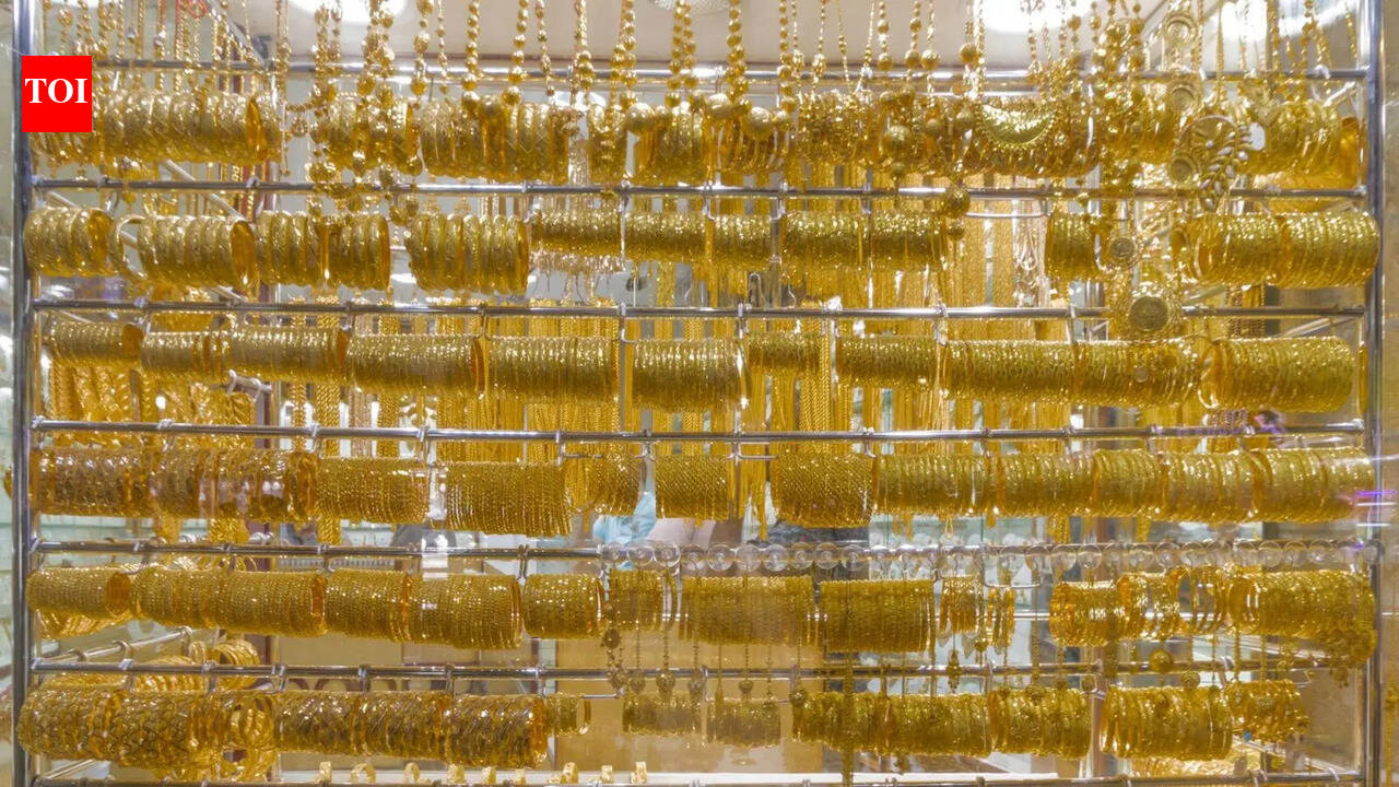 Dubai gold price climbs on March 27: 24K at around Dh624 per gram as inflation fears drive buying