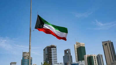 Kuwait orders outdoor work suspension amid severe weather alert, safety concerns rise across sectors