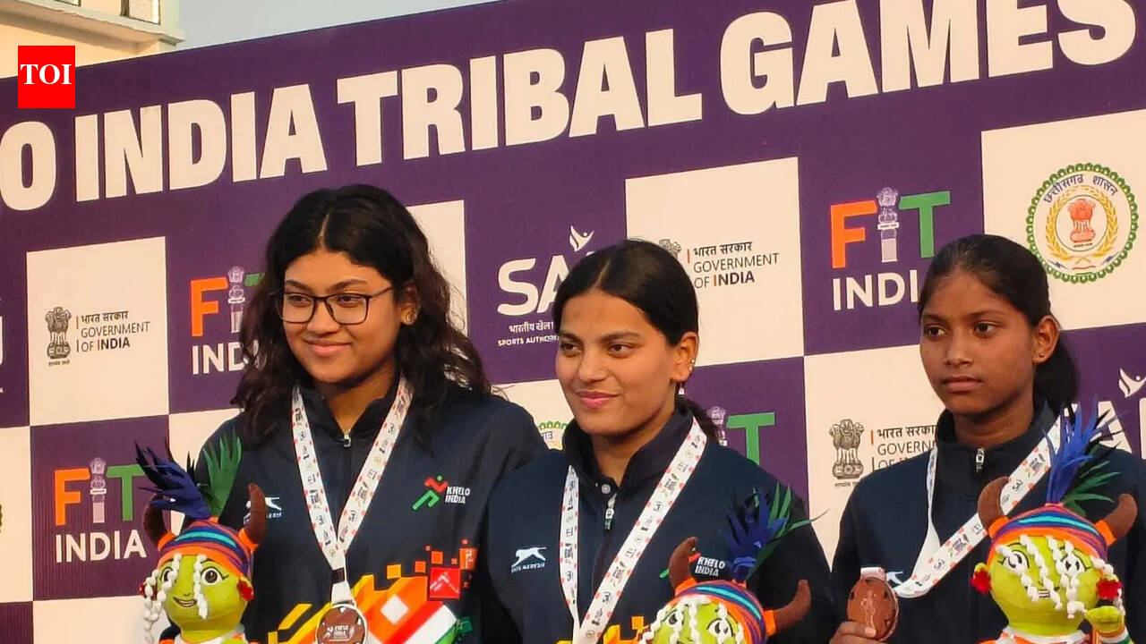 Karnataka swimmer Manikanta completes golden hat-trick; Chhattisgarh’s Anushka Bhagat wins second silver