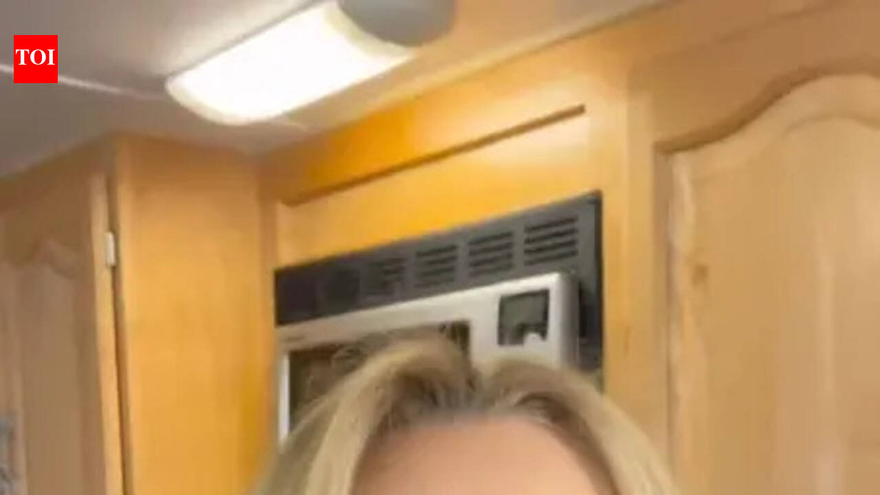 Lisa Kudrow recalls emotional impact of Friends after 9/11 attacks; Says comedy gave people comfort and escape during tragedy