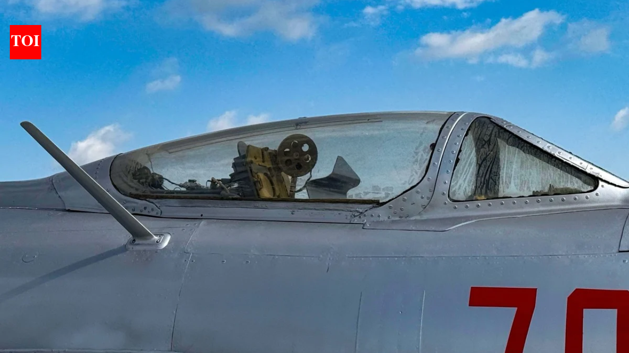 China masses over 200 J-6 ‘drones’ near Taiwan as US-Iran war escalates – The Times of India