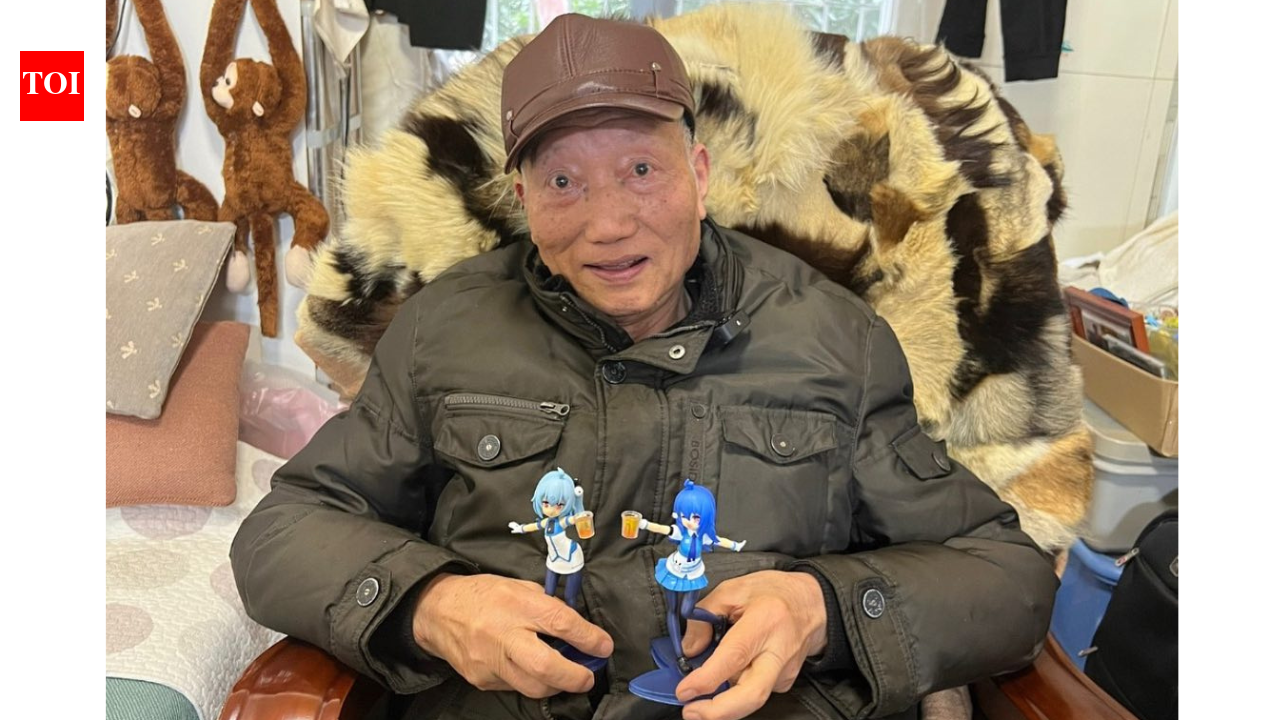 From PS1 to PS5: 91-year-old Chinese man has finished 200 games and still plays 3 hours daily