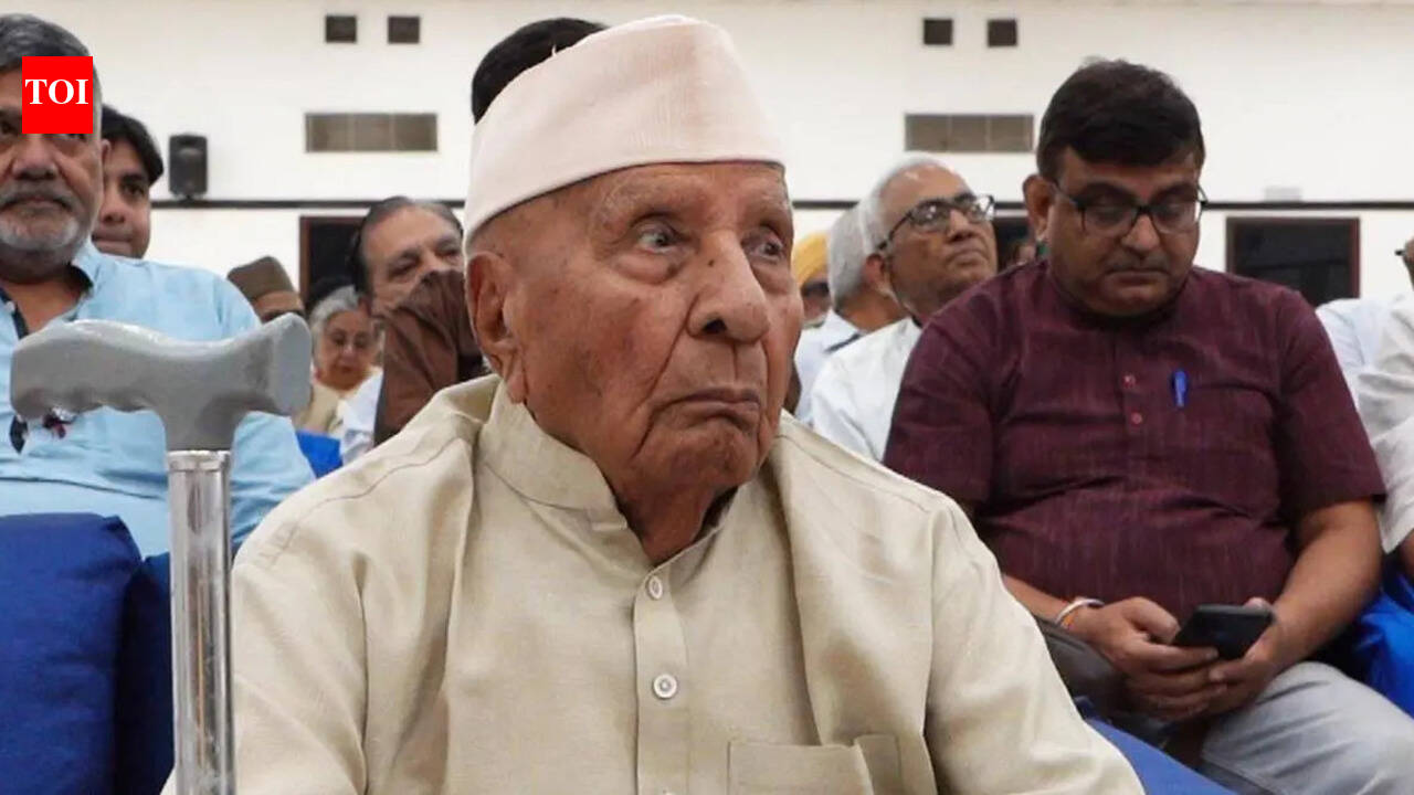 'Alive & protesting’: MP in Janata regime turns 100