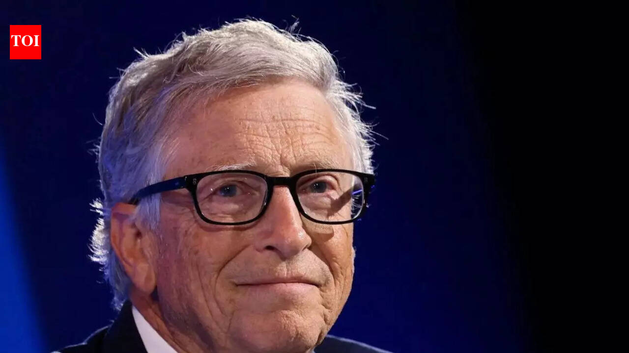 Gates adviser served as conduit to Epstein, discussed ‘hot girls’