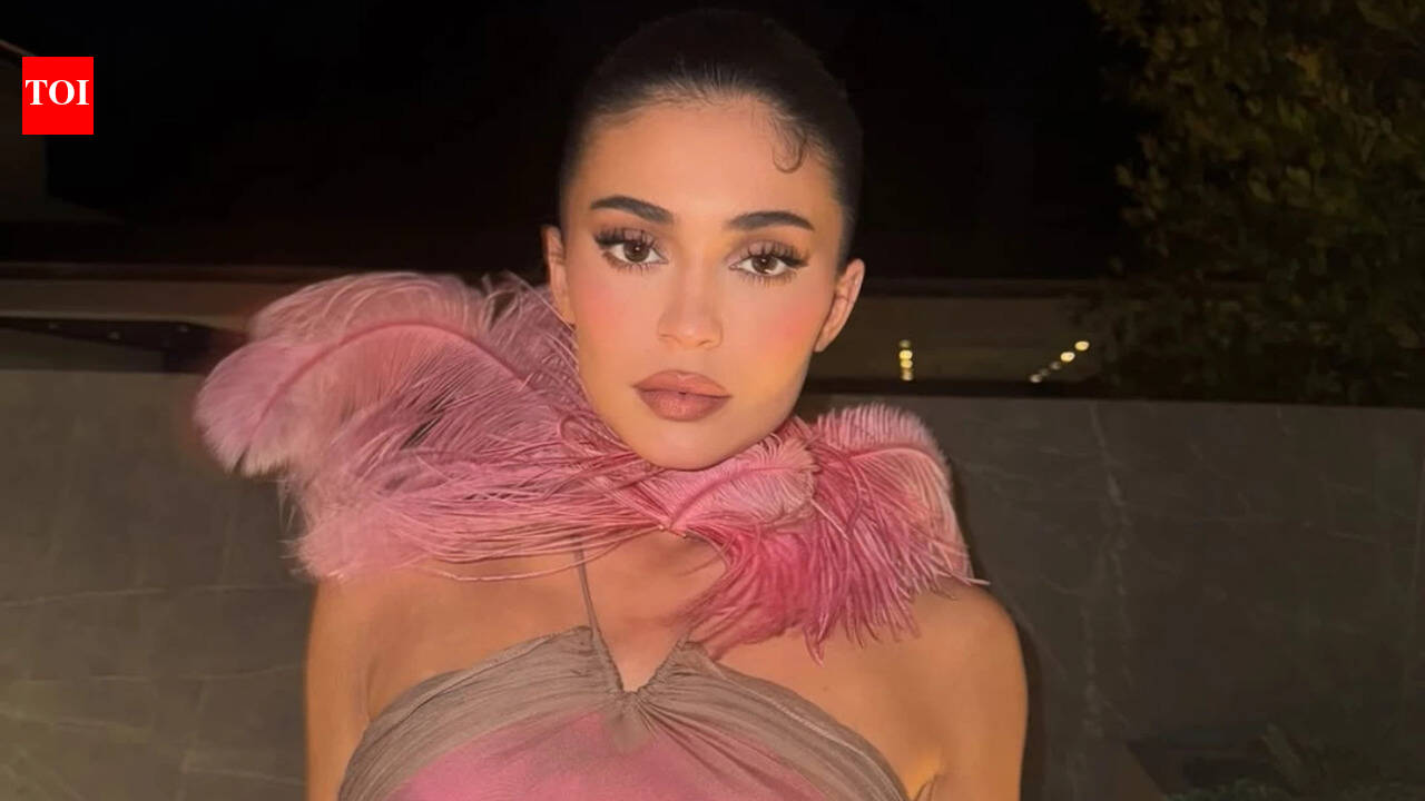 Kylie Jenner puts her USD 20 million mansion on sale: Inside her lavish California abode