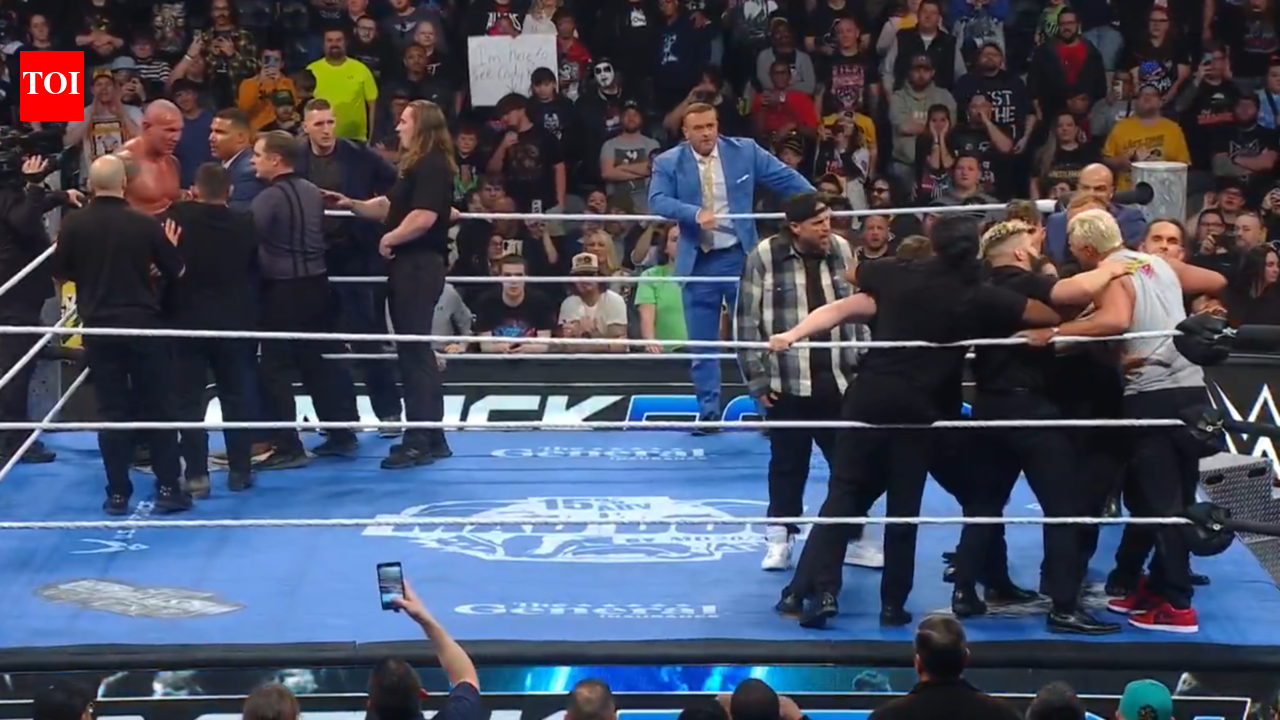 WWE SmackDown News Roundup:  Cody Rhodes returns, two new WrestleMania 42 matches and more