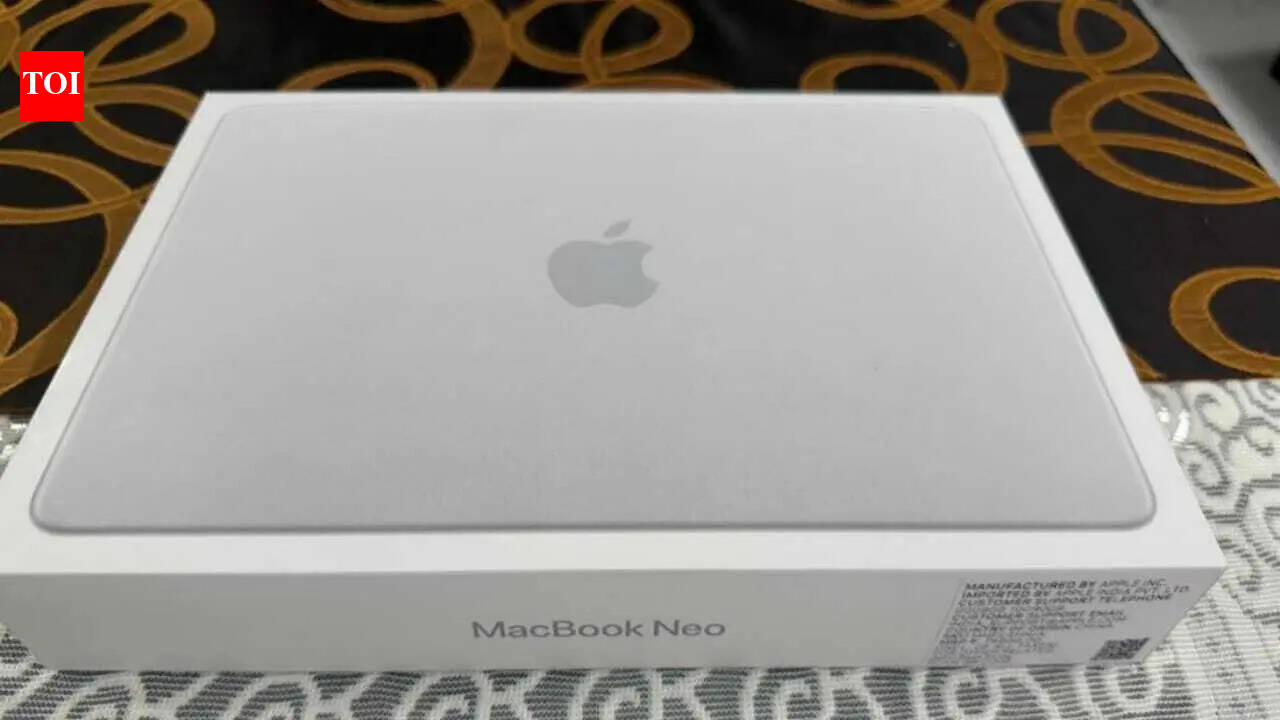 Man gifts father a laptop, his reaction to the unboxing steals the internet’s heart