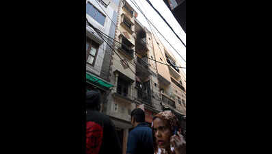 Six, including toddler, injured in northwest Delhi fire