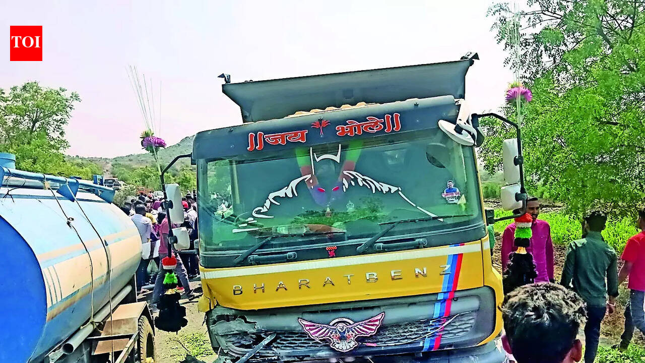 Woman, son charred to death as car catches fire after crash