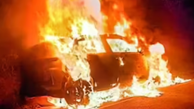 4-year-old boy charred to death as car catches fire in Indore