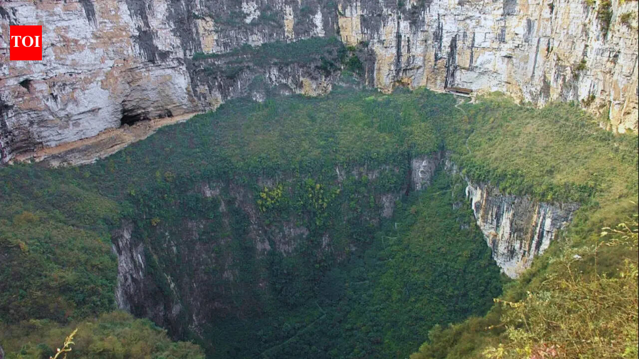 What is the Heavenly Pit, and where is it located?