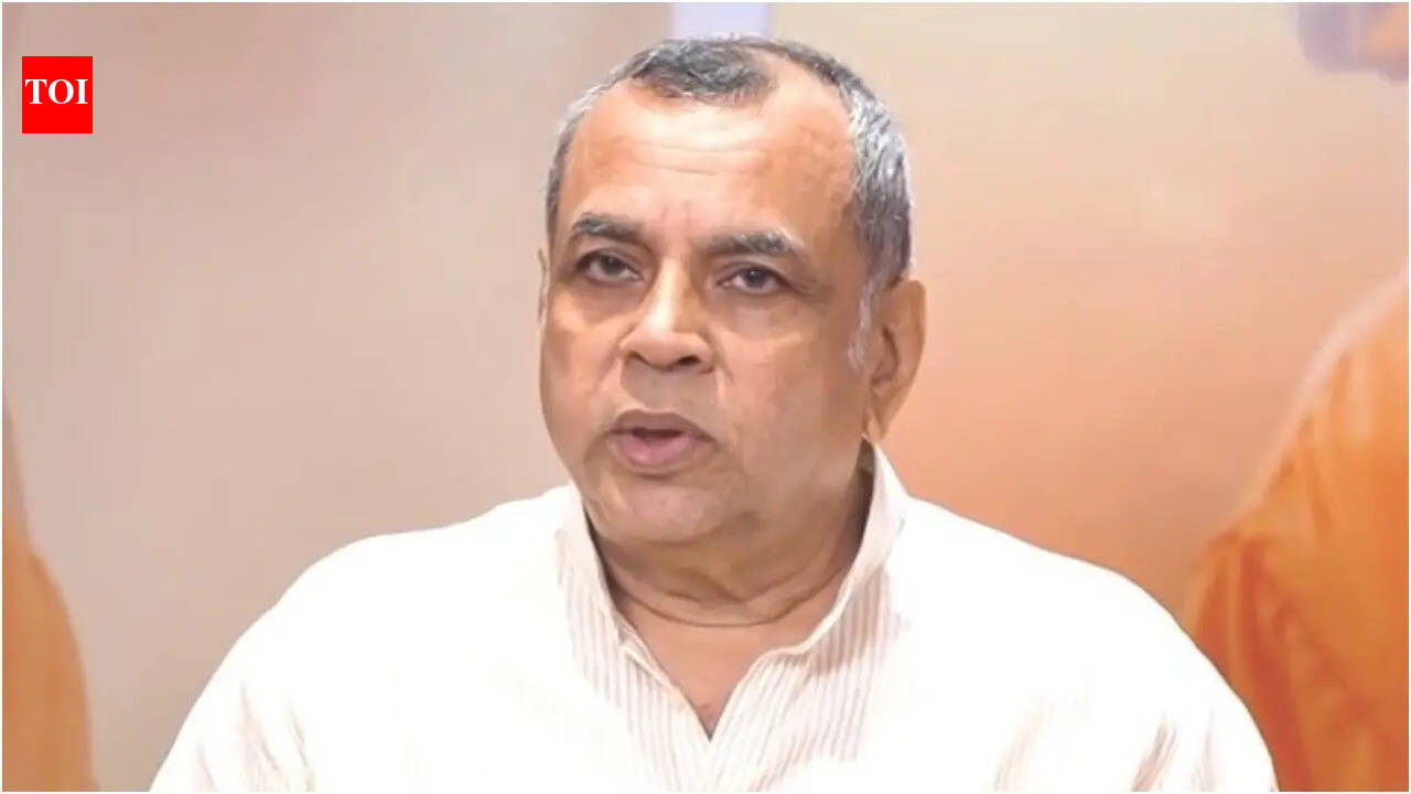 Paresh Rawal hilariously claps back at the ‘Uri’ vs. ‘Dhurandhar’ role comparison; ‘Didn't smoke but broke…’