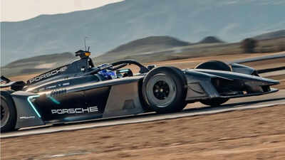 “This is crazy”: Fans react as Pascal Wehrlein takes Porsche GEN4 on a test drive
