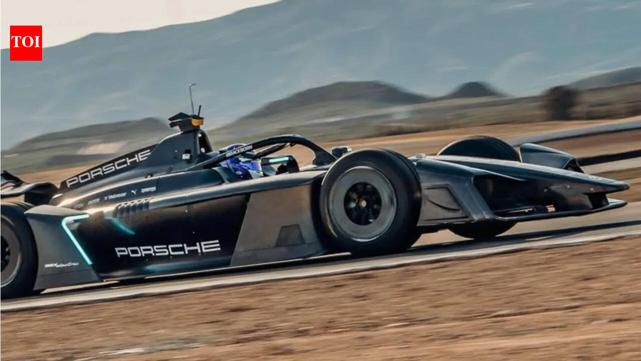“This is crazy”: Fans react as Pascal Wehrlein takes Porsche GEN4 on a test drive
