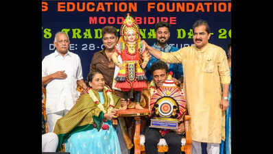 Alva’s campus comes alive with colours of India