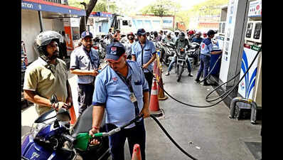 ‘No change in fuel prices in Mumbai despite 10/l cut in excise duty’