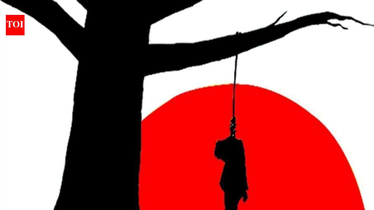 Boy found hanging from tree in Kishanganj village