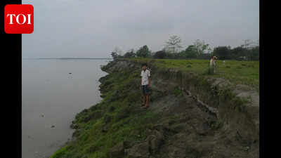 Poll hype missing in Majuli as erosion keeps voters on edge