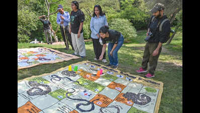 Nature lovers come together to celebrate Earth Hour in Sanjay Van