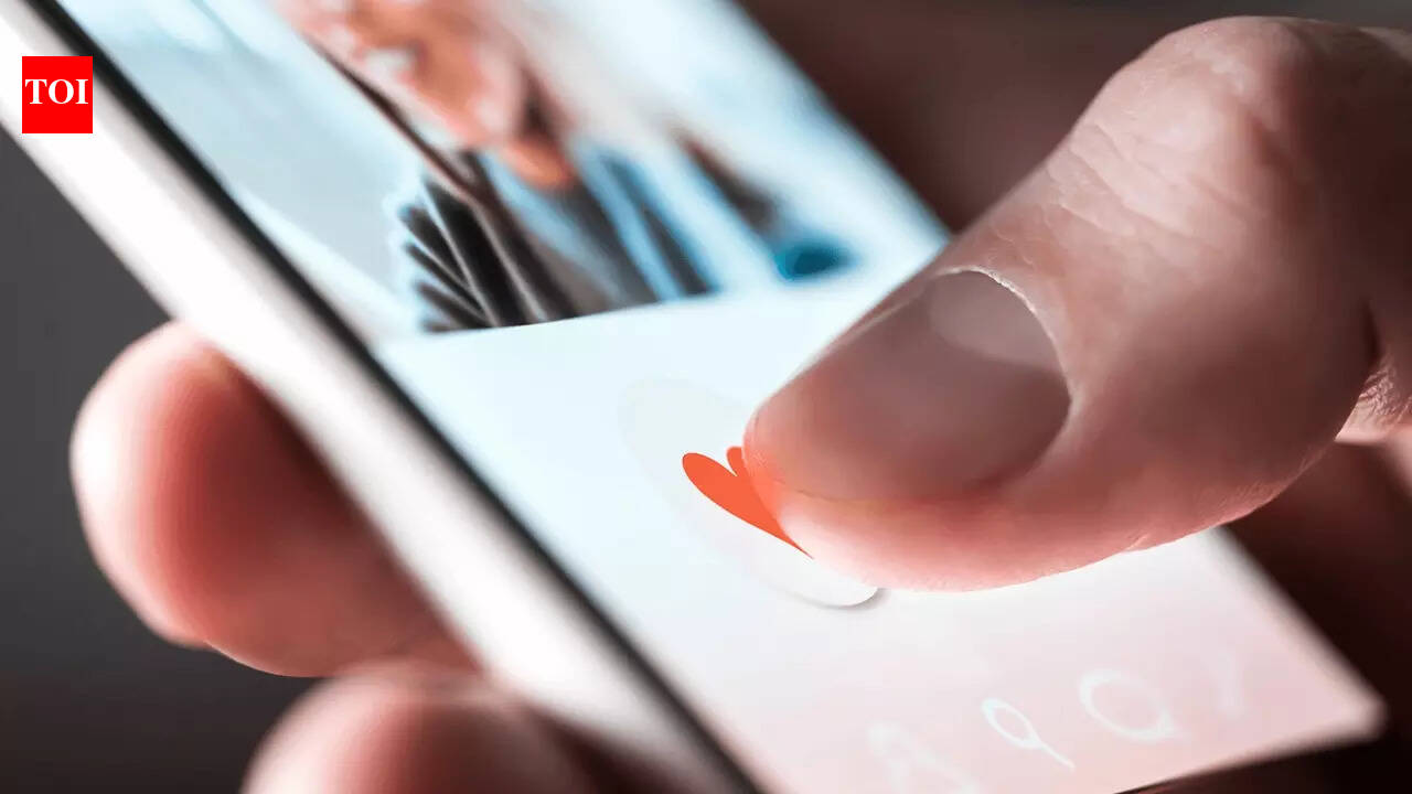 Delhi shocker: Gang lures man using dating app, robs him of Rs 7 lakh