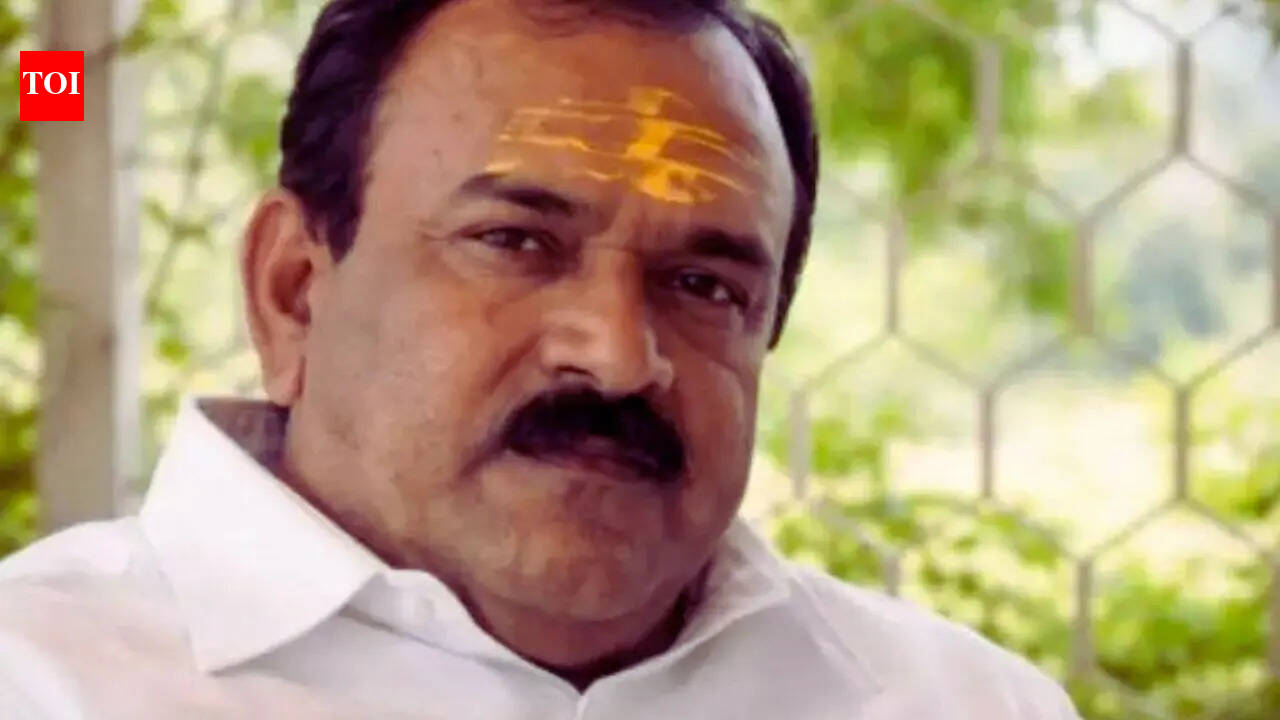 8th rape case against Ashok Kharat: Two more FIRs against bogus astrologer