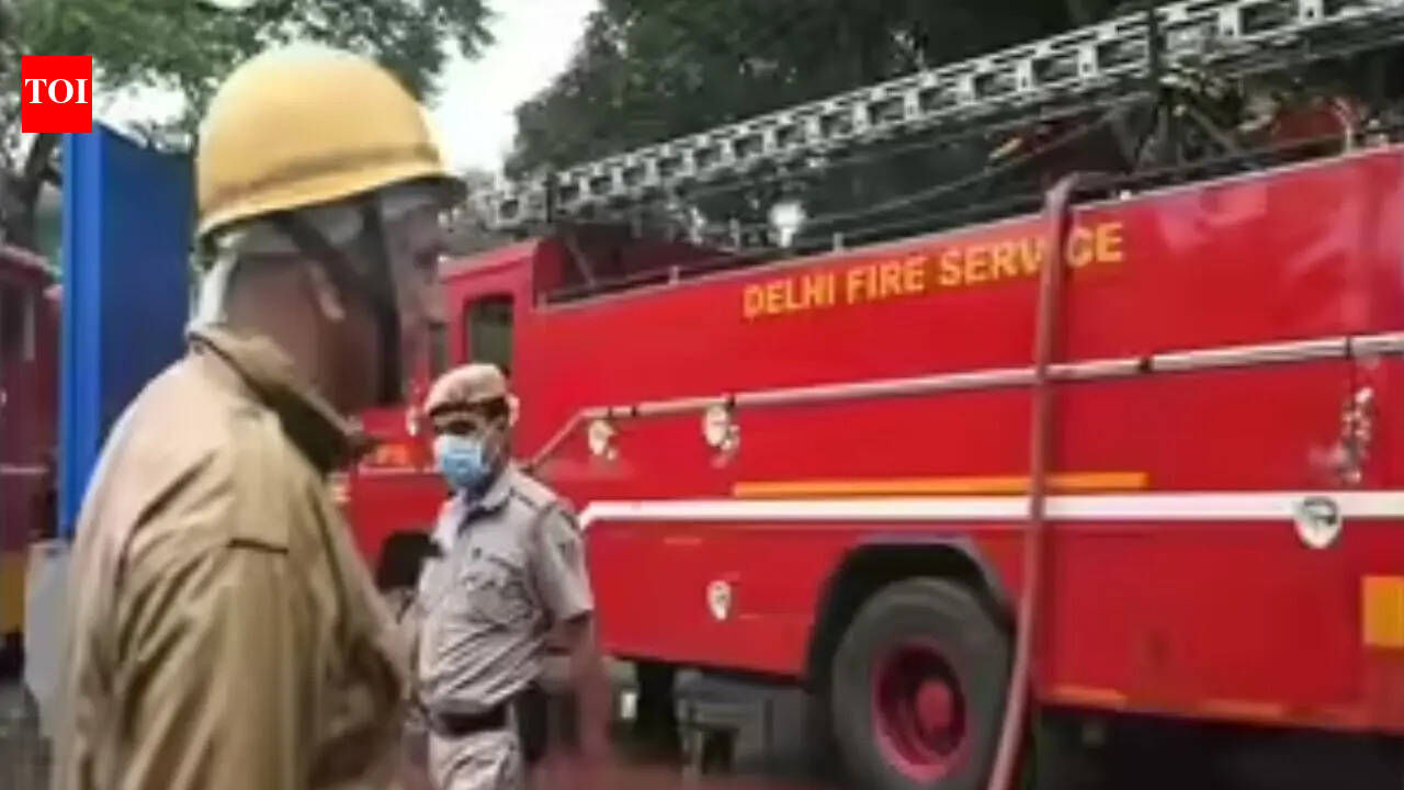 4 injured after jumping from first floor to escape blaze in Delhi’s Bhajanpura
