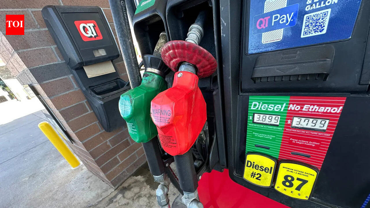 From office to dark streets: How oil crunch is reshaping daily life in different nations