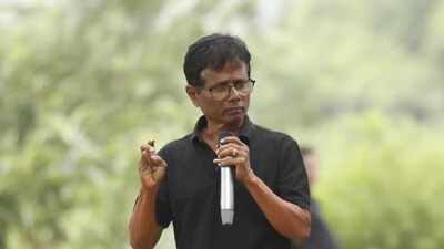 Creating a film that is both commercially successful and meaningful is difficult: Sasi