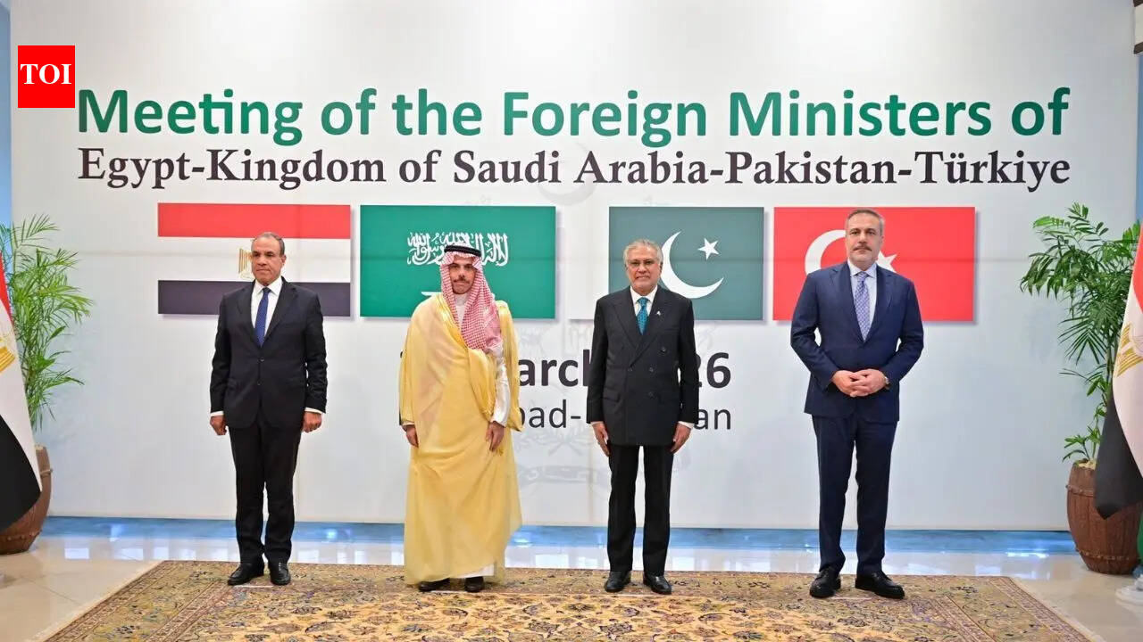 Middle East crisis: Mediators gather in Pakistan for talks on ending month-long Iran war