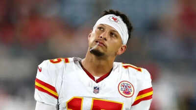 Patrick Mahomes shows recovery progress, but Chiefs Kingdom isn’t convinced as timeline doubts refuse to fade