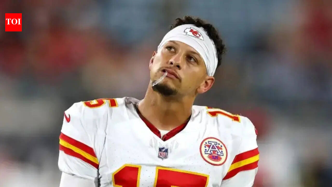Patrick Mahomes shows recovery progress, but Chiefs Kingdom isn’t convinced as timeline doubts refuse to fade