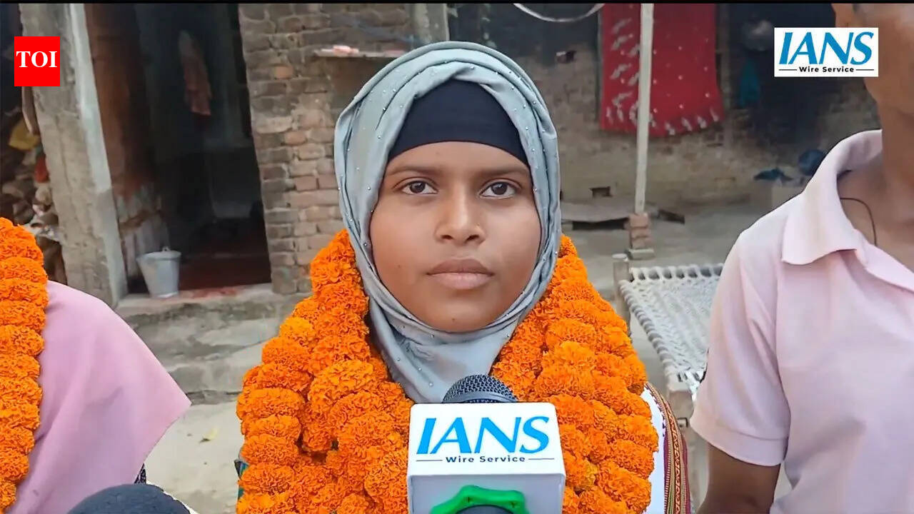 Daughter of mason shines in Bhojpur