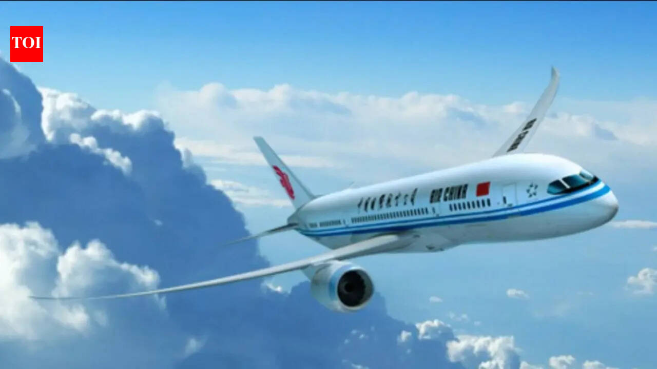 China resumes direct flights to North Korea after 6 years