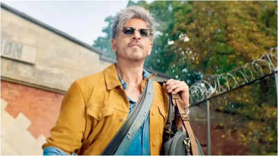  Shah Rukh Khan, Suhana Khan and Anil Kapoor's Dubai desert sequence moved to Mumbai amid Middle East conflict - Report