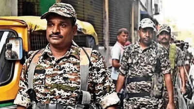  EC suspends 3 CAPF men for playing carrom in TMC office