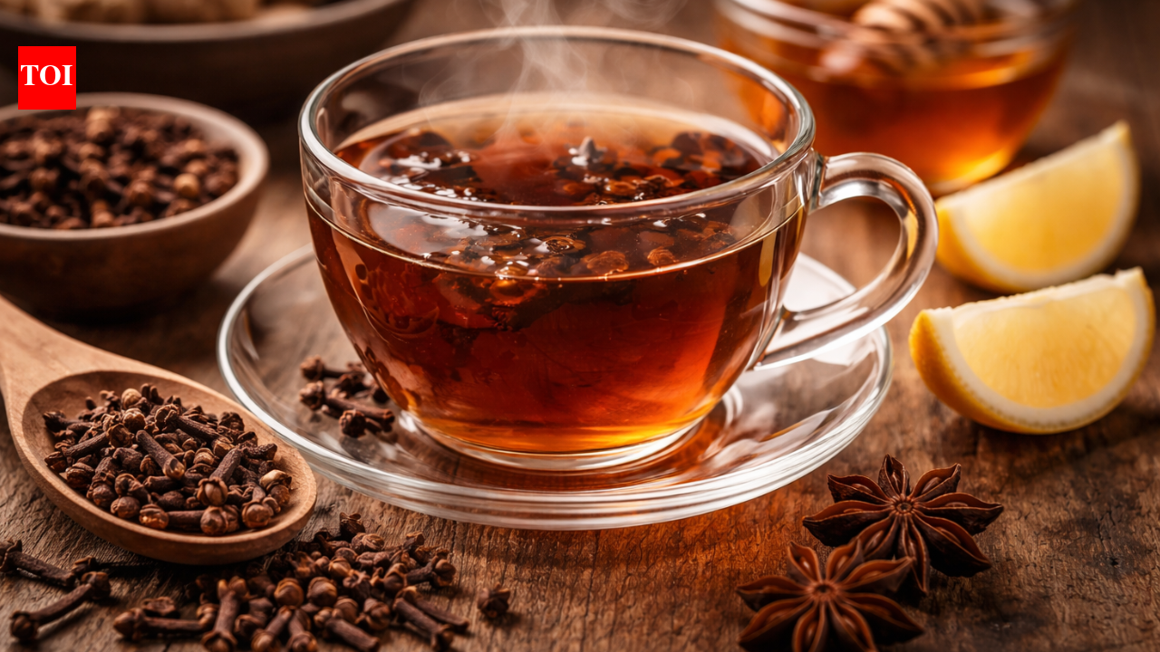 Clove Tea Benefits: Why should one drink clove tea after meals